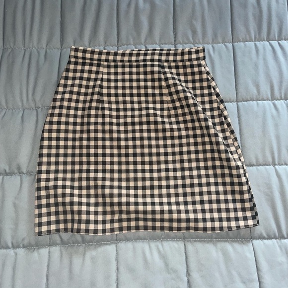 Trendy plaid skirt - Picture 2 of 5